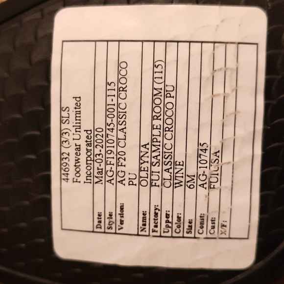 Shoes - Picture 2 of 3